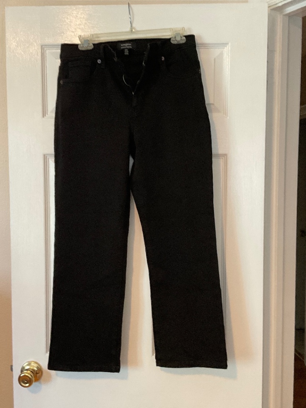 Ladies size 8 black crop, bootcut Banana Republic jeans